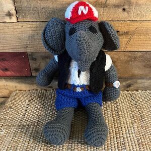 Crocheted Elephant‎